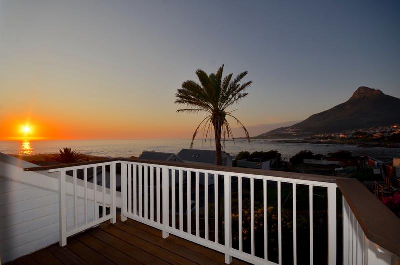 3 Bedroom Property for Sale in Camps Bay Western Cape